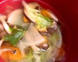 鶏ガラで＊きのことお野菜のスープ作り方5写真