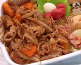 4月9日 リラックマ弁当 味噌豚 詰め方作り方4写真