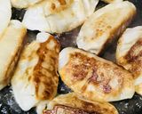 餃子の時短焼き●サラダパックと合わせ焼き作り方3写真