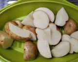甘辛たれで♪鶏肉とじゃが芋の甘辛炒め作り方1写真