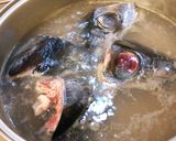 尾長マグロかまの甘辛煮。作り方1写真