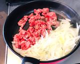 話題入☆我が家の秘伝＊ビーフストロガノフ作り方3写真