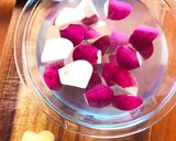 簡単おかず☆鶏手羽元とさつま芋の甘辛煮作り方1写真