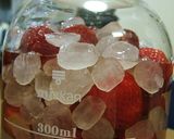 苺と酢で苺サワー♪作り方3写真