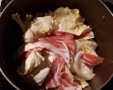 豚肉とキャベツのコンソメ蒸し作り方3写真
