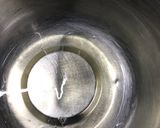 フライパンでふわふわ抹茶ロールケーキ作り方3写真