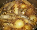 新じゃがと新ごぼうの照り煮作り方2写真
