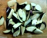 鶏もも肉となすの甘辛炒め作り方1写真