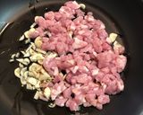 ご飯のお供♪甘辛豚肉♪作り方1写真
