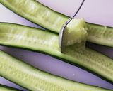 豚こま肉ときゅうりのペペロンチーノ炒め作り方1写真