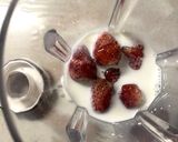 いちごのヨーグルトスムージー作り方1写真