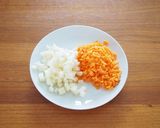 すぐできる!根菜入り塩そぼろ作り方1写真
