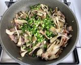 旨みベーコンで主役＊舞茸の簡単麺つゆ炒め作り方4写真