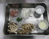 簡単!きのこの米粉シチュー作り方1写真