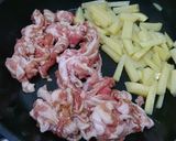 豚バラとじゃがいものキムチ炒め作り方4写真