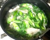 ドレッシングで！豚バラねぎのうま塩スープ作り方4写真