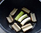 竹輪とネギで鴨南風そば作り方1写真
