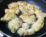 ◆鶏もも肉のイタリアンチーズ鍋♪作り方5写真
