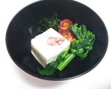 菜の花と豆腐とミニトマトのお吸い物作り方2写真