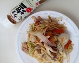 リケンのノンオイル　うま塩で焼きそば作り方3写真