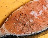 バター＆チーズ☆鮭切り身のホイル包み焼き作り方1写真