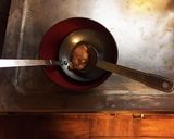 忙しい朝10分で作るニラ玉パンチ味噌汁作り方2写真