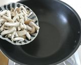 レトルトにひと手間加えて本格麻婆豆腐♪作り方1写真