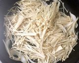 豆苗えのきのうま塩おかか炒め♪ラク旨☆作り方3写真