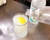 氷不要!!【ウチのレモンサワー】作り方6写真