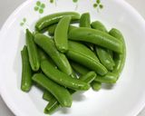 スナップエンドウとレタスのバター炒め作り方1写真