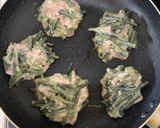 ワラビと豚肉のふんわりお好み焼き作り方4写真