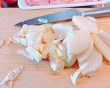 白だしで簡単！たけのこと鶏肉の玉子とじ作り方2写真