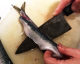 キッチンバサミ使用 簡単な魚のおろし方作り方4写真