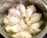 トマトソース缶で☆手羽元のﾄﾏﾄ煮込み♪作り方1写真