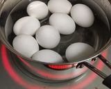 味玉！ めんつゆで簡単！お弁当にも。作り方1写真