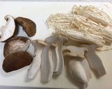 ☆キノコのオリーブオイル焼き♪作り方1写真