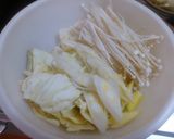 一人鍋でごまラー油餃子鍋作り方1写真