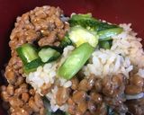超簡単　わさび野沢菜納豆丼作り方1写真