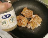 鶏モモ肉のハチミツソテー作り方5写真