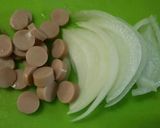 玉ねぎと魚肉ソーセージのピザ風トースト♪作り方2写真