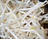 味噌ラーメン？モヤシで節約おかずスープ作り方6写真