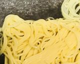 簡単あんかけ煮込みラーメン●鶏ガラスープ作り方1写真