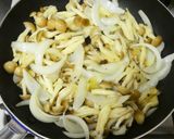 鶏胸肉しめじ玉ねぎケチャソースチーズ焼き作り方6写真