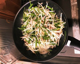 ニラともやしと豚肉の卵とじ炒め作り方3写真