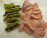 鶏胸肉とアスパラガスの青じそ漬け作り方1写真