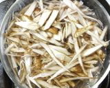 蓮根と牛肉入り☆キンピラゴボウすき焼き風作り方3写真
