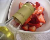 マンマ直伝FRAGOLE AL VINO作り方3写真