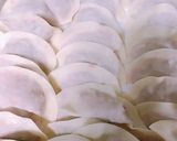 豚ひき肉とねぎで作るスープ餃子作り方5写真