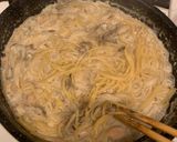 時短！石狩鍋風　鮭のクリームパスタ作り方5写真