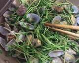 ホヤ！あさりと豆苗のホイスターソース炒め作り方7写真